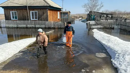 Угроза подтопления частных домов появилась в городском округе Барнаула