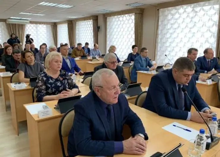 Депутаты Ачинска приняли досрочную отставку главы города